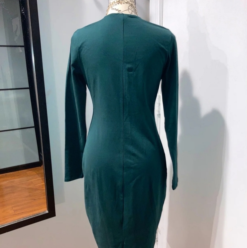 Dress - Picture 2 of 2